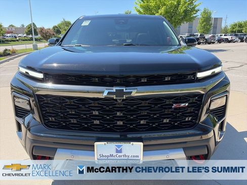New 2026 Chevrolet Traverse Z71 w/ Enhanced Driving Package AWD/4WD image 3