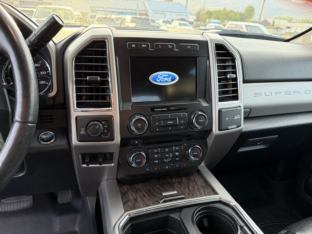 Used 2018 Ford F350 Lariat w/ Lariat Ultimate Package AWD/4WD image 15