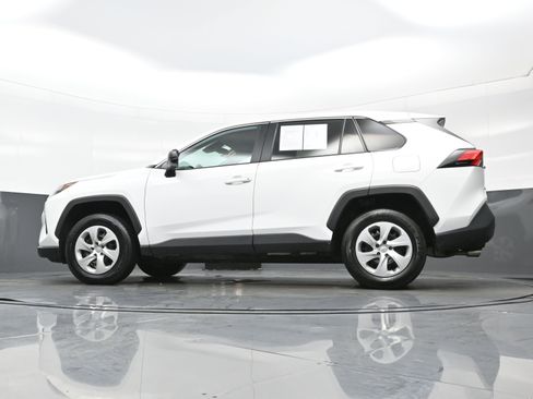Used 2024 Toyota RAV4 LE image 27