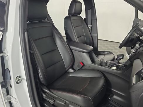 Used 2022 Chevrolet Equinox RS w/ RS Leather Package AWD/4WD image 20