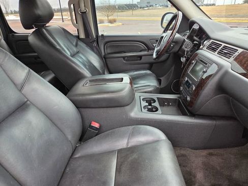 Used 2010 GMC Sierra 1500 Denali image 33
