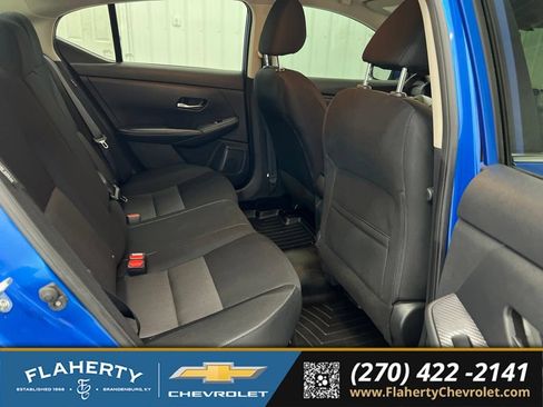 Used 2022 Nissan Sentra SV FWD image 13