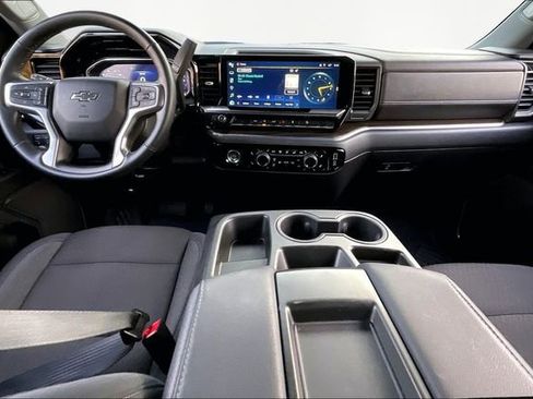 Used 2024 Chevrolet Silverado 1500 LT Trail Boss w/ Protection Package image 7