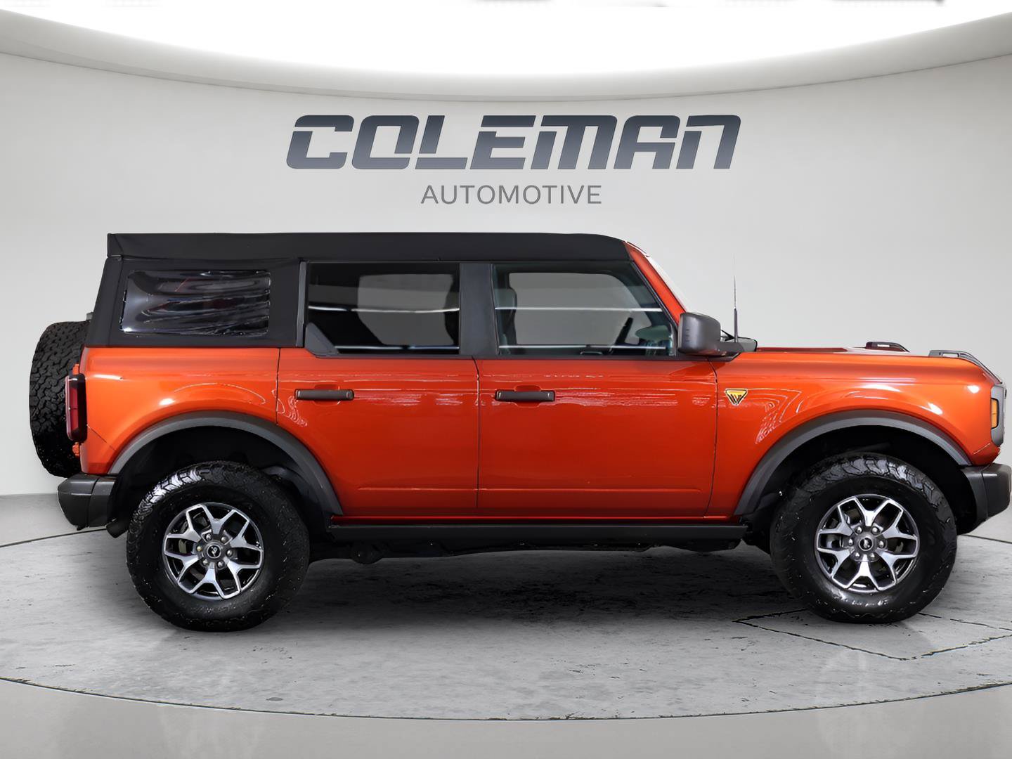 Used 2023 Ford Bronco Badlands AWD/4WD image 12