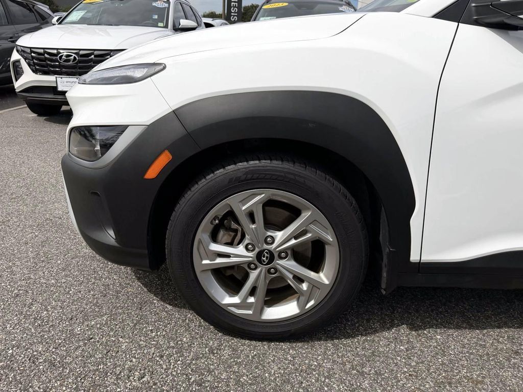 Certified 2023 Hyundai Kona SEL w/ Winter Weather Package AWD/4WD image 8