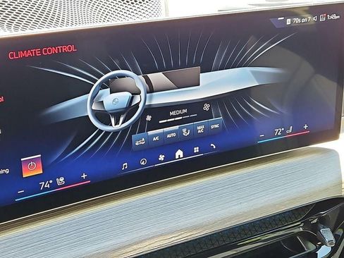 Used 2025 BMW i4 xDrive40i image 17