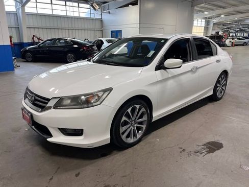 Used 2014 Honda Accord Sport image 7