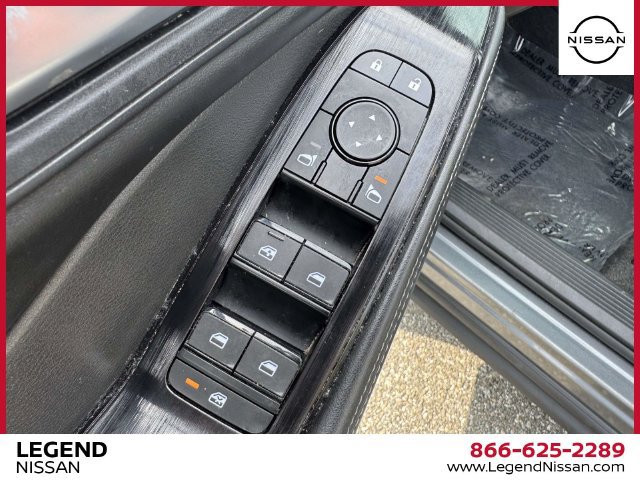 Certified 2023 Nissan Rogue SV w/ SV Premium B Package AWD/4WD image 18
