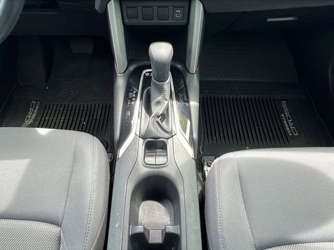 Used 2024 Toyota Corolla Cross AWD Hybrid image 18
