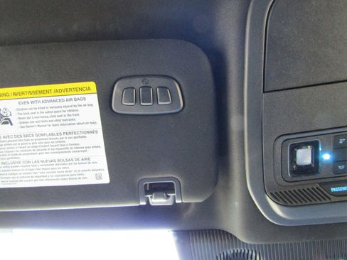 Certified 2025 Ford Explorer ST-Line w/ Premium Package image 29