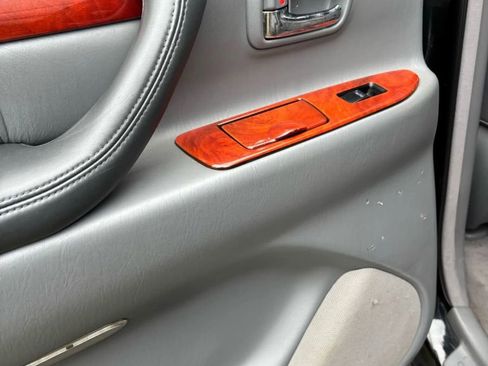 Used 2000 Lexus LX 470 4WD image 23