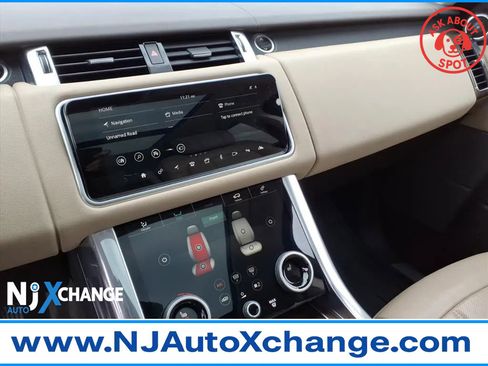 Used 2020 Land Rover Range Rover Sport HSE image 36