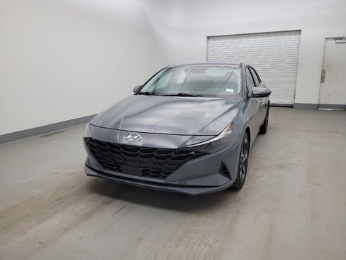 Used 2023 Hyundai Elantra SEL w/ Convenience Package image 15