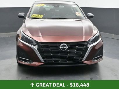 Used 2024 Nissan Altima 2.5 SV