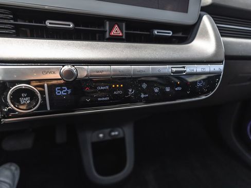 Used 2024 Hyundai Ioniq 5 Limited AWD/4WD image 12