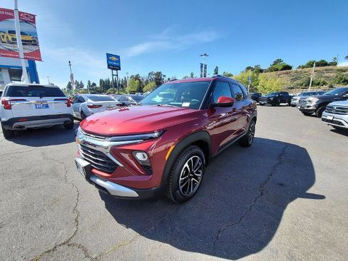 Used 2024 Chevrolet TrailBlazer LT image 4