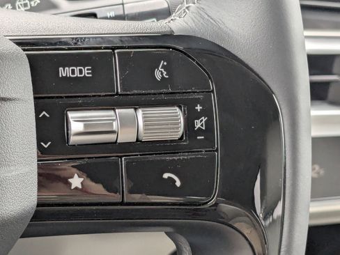 New 2026 Kia Sorento S FWD image 32