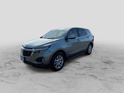 Used 2024 Chevrolet Equinox LT AWD/4WD image 4