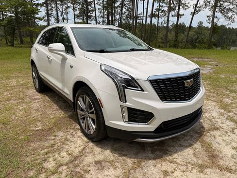 Used 2020 Cadillac XT5 Premium Luxury FWD image 7