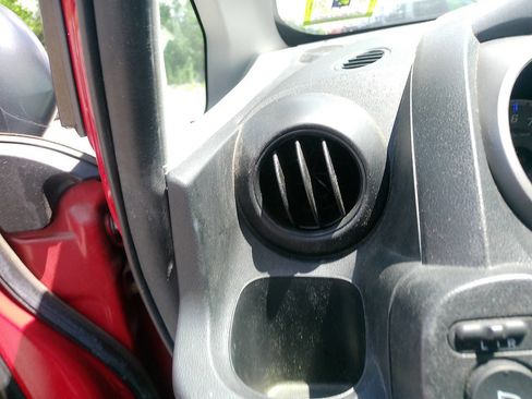 Used 2009 Honda Fit image 32