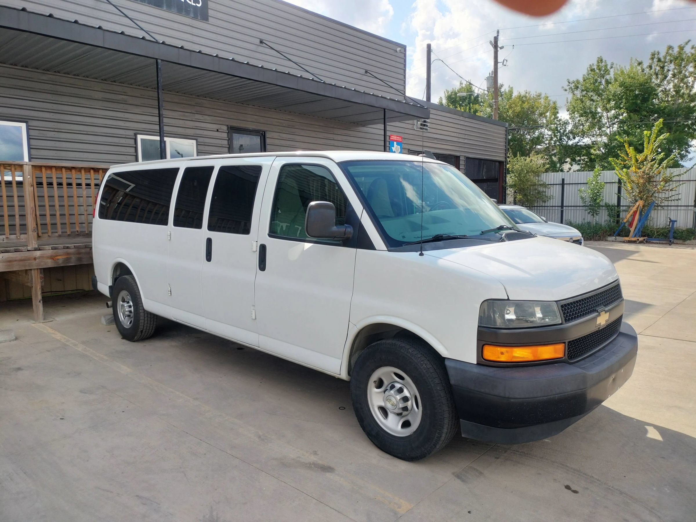 Used 2019 Chevrolet Express 2500 LS w/ Driver Convenience Package RWD image 13