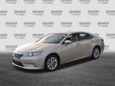 Used 2014 Lexus ES 300h w/ Premium Package w/Bamboo Trim image 5