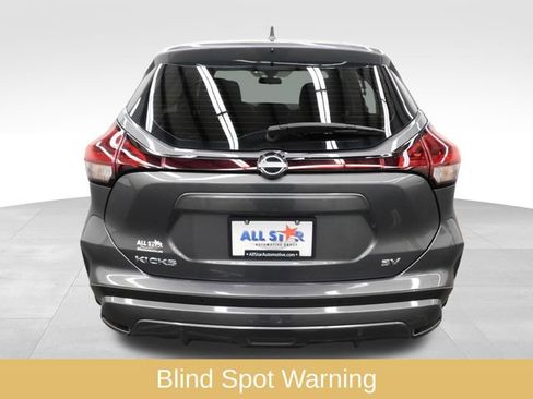 Used 2024 Nissan Kicks SV image 9