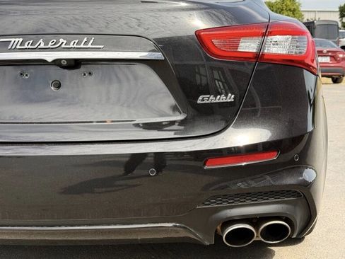 Used 2018 Maserati Ghibli S GranSport Q4 AWD/4WD image 12