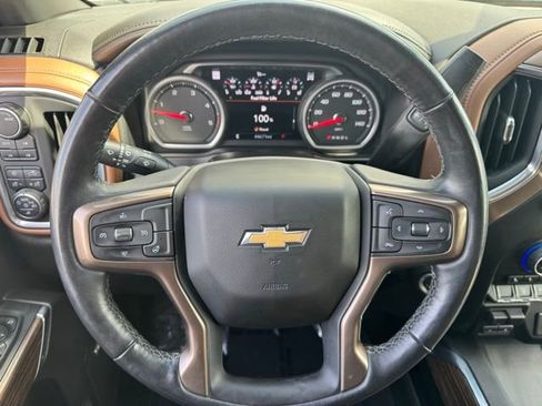 Certified 2022 Chevrolet Silverado 3500 High Country AWD/4WD image 24
