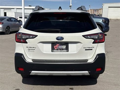 Used 2025 Subaru Outback Touring image 3