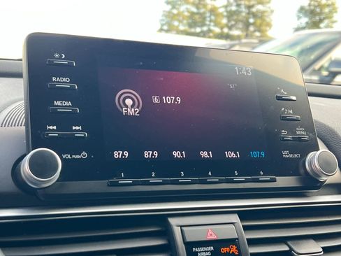 Used 2019 Honda Accord LX image 17