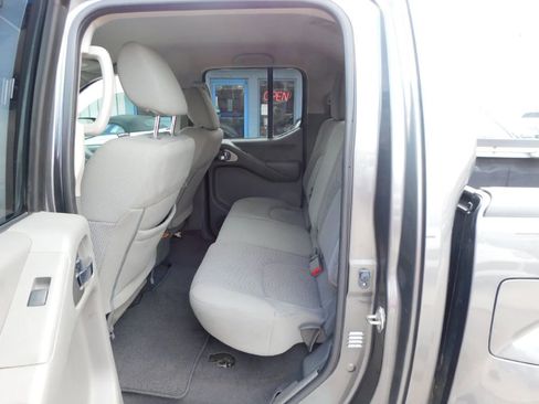 Used 2018 Nissan Frontier SV w/ Value Truck Package image 21