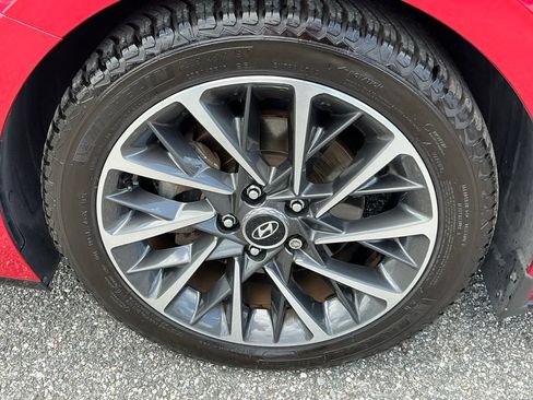 Used 2020 Hyundai Sonata Limited w/ Preferred Accessory Package FWD image 28