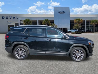 Used 2023 GMC Terrain SLT