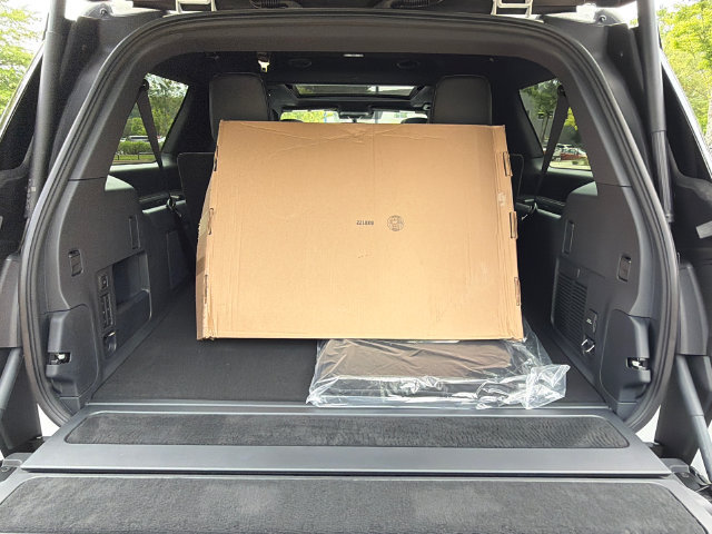 New 2027 Lincoln Navigator L Reserve w/ Jet Appearance Package RWD image 21