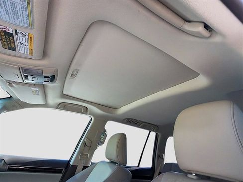 Used 2018 Lexus GX 460 image 26