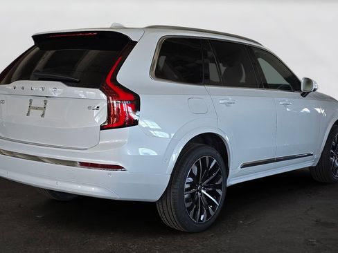 New 2026 Volvo XC90 B6 Plus w/ Protection Package Premier AWD/4WD image 5