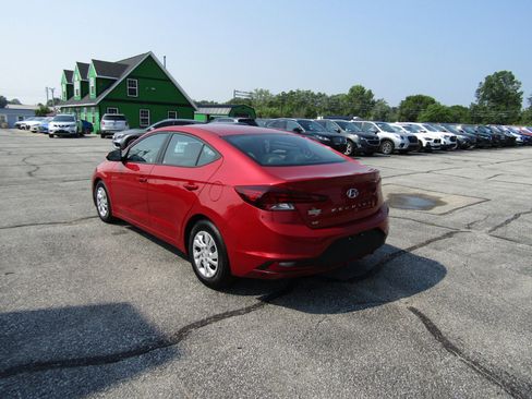 Used 2019 Hyundai Elantra SE image 5