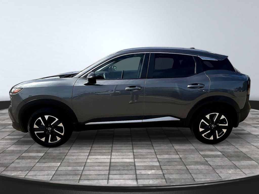 Used 2026 Nissan Kicks SV w/ SV Premium Package AWD/4WD image 4