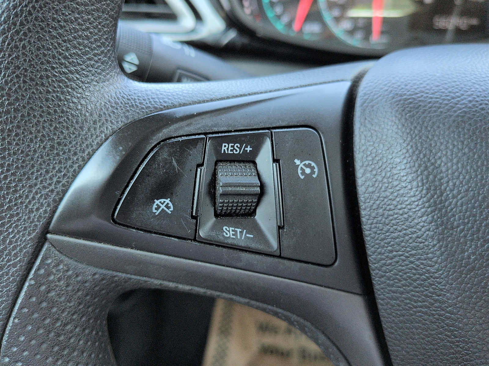 Used 2022 Chevrolet Spark LT FWD image 15