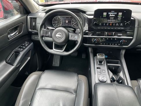 Certified 2023 Nissan Pathfinder SL w/ SL Premium Package AWD/4WD image 13