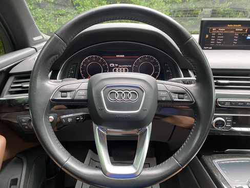 Used 2018 Audi Q7 3.0T Prestige AWD/4WD image 17
