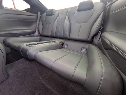 Used 2019 INFINITI Q60 3.0t Luxe w/ Essential Package image 7