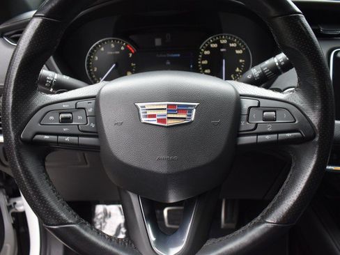 Used 2019 Cadillac XT4 Sport AWD/4WD image 17