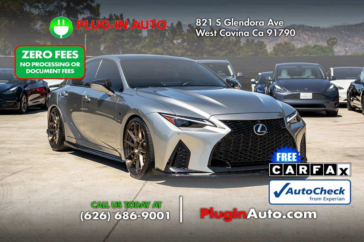 Used 2023 Lexus IS 500 w/ Accessory Package RWD image 9