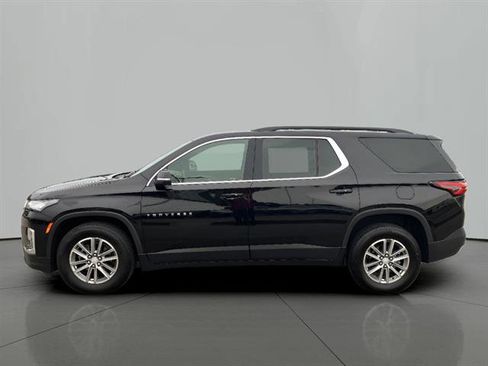 Used 2023 Chevrolet Traverse LT AWD/4WD image 2