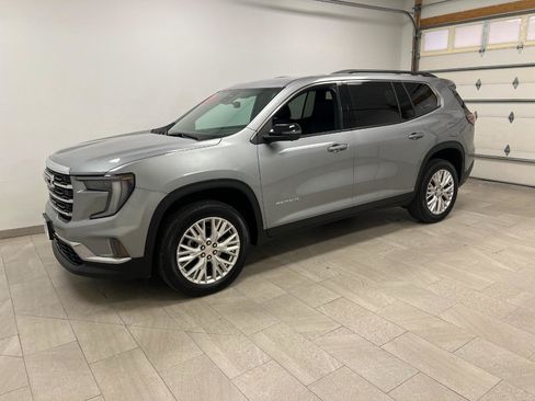 Used 2026 GMC Acadia Elevation w/ Elevation Premium Package AWD/4WD image 6