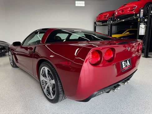 Used 2009 Chevrolet Corvette Coupe w/ Preferred Equipment Group RWD image 10