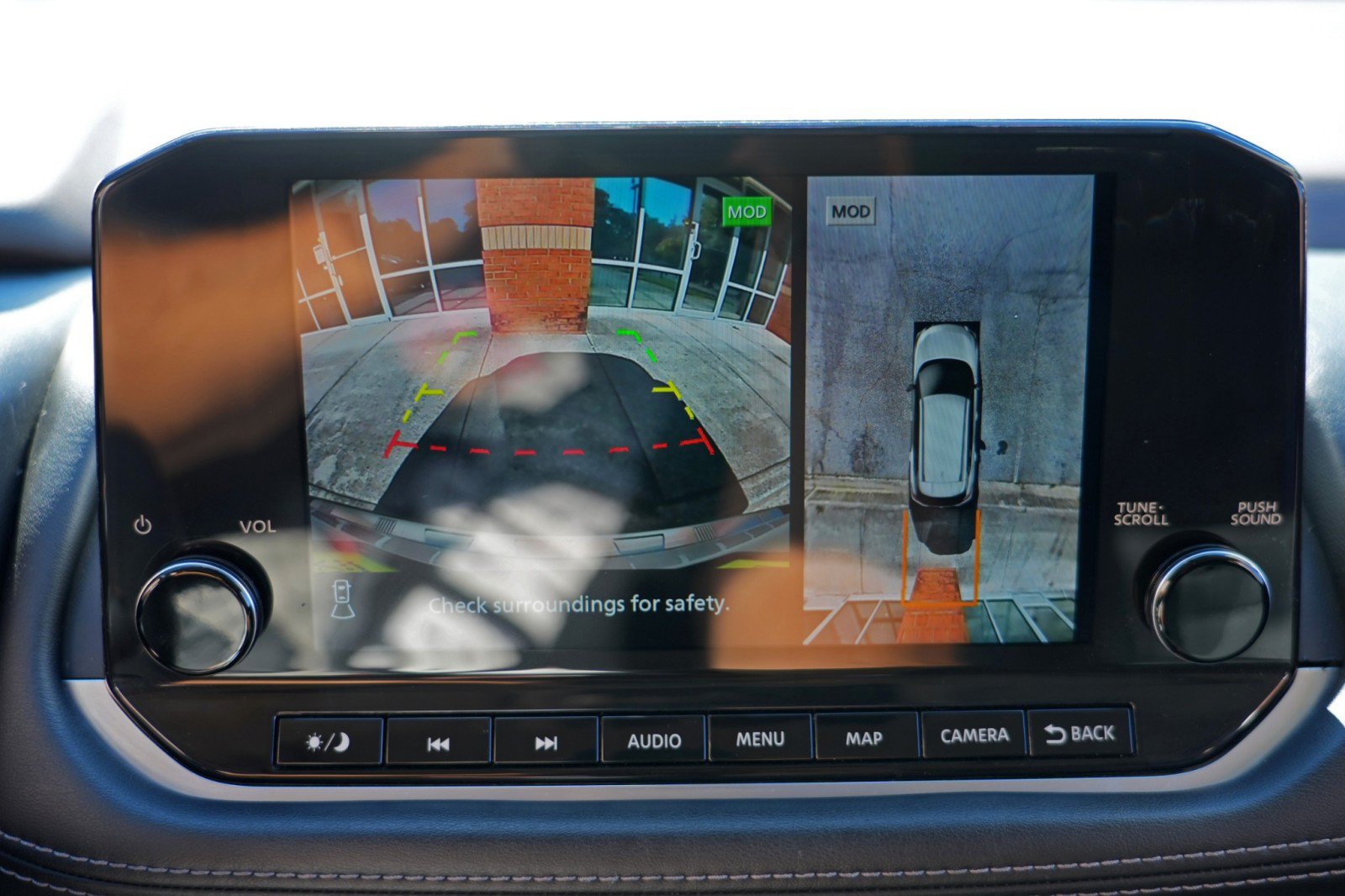Used 2023 Nissan Rogue SL w/ SL Premium Package FWD image 26