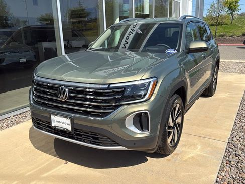 New 2025 Volkswagen Atlas SEL image 1